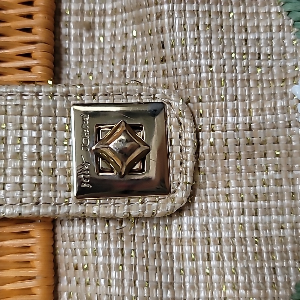 Betsey Johnson handbag - Picture 2 of 7